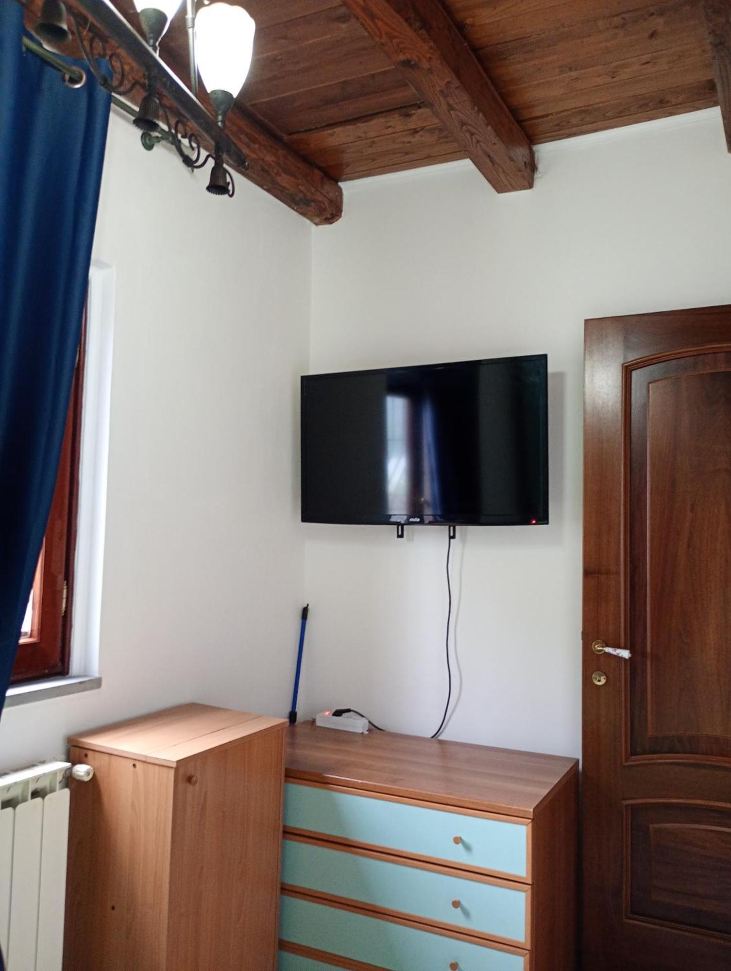 Independent Villa With Private Beach On The Lake Bracciano  Εξωτερικό φωτογραφία