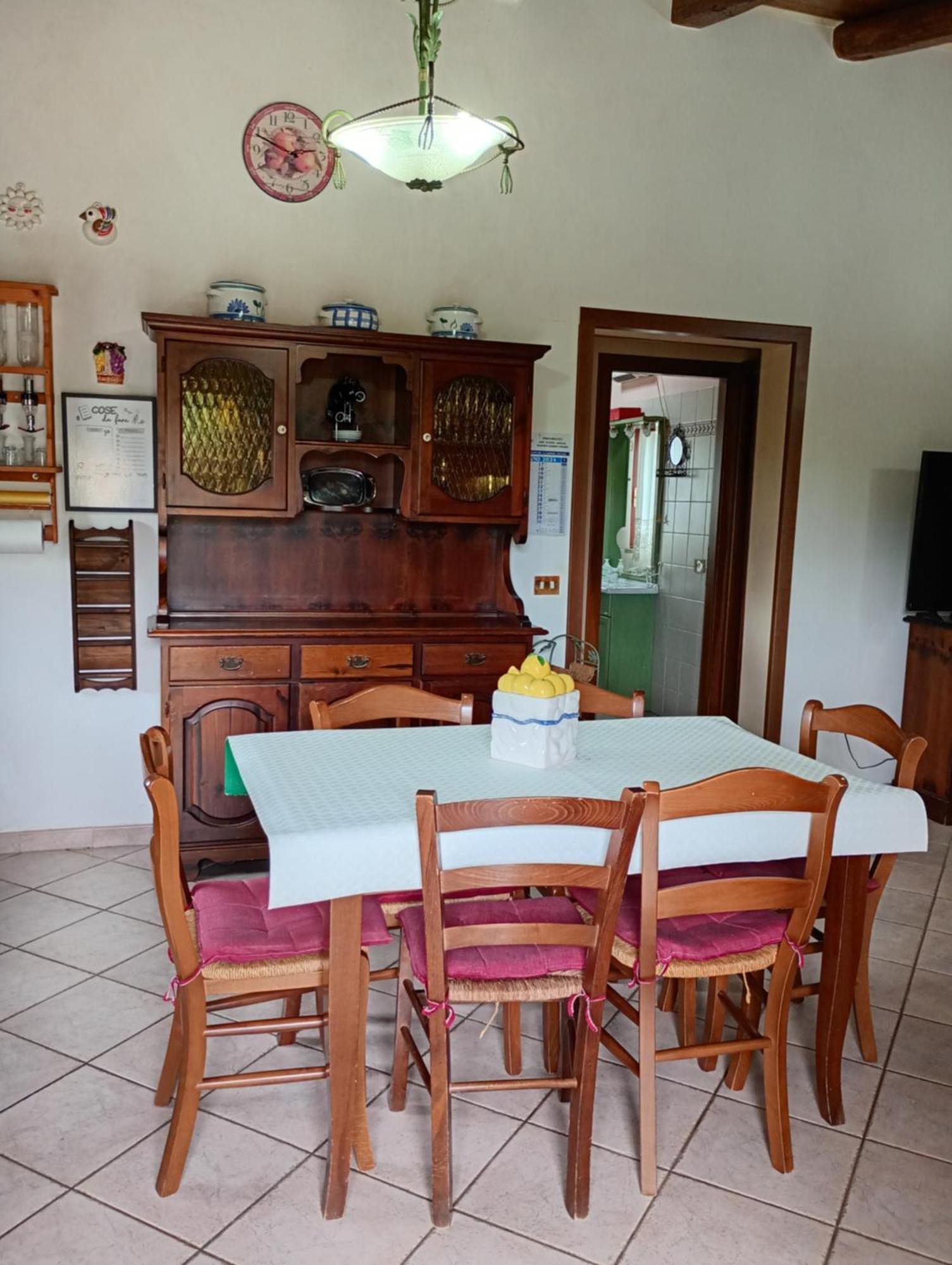 Independent Villa With Private Beach On The Lake Bracciano  Εξωτερικό φωτογραφία